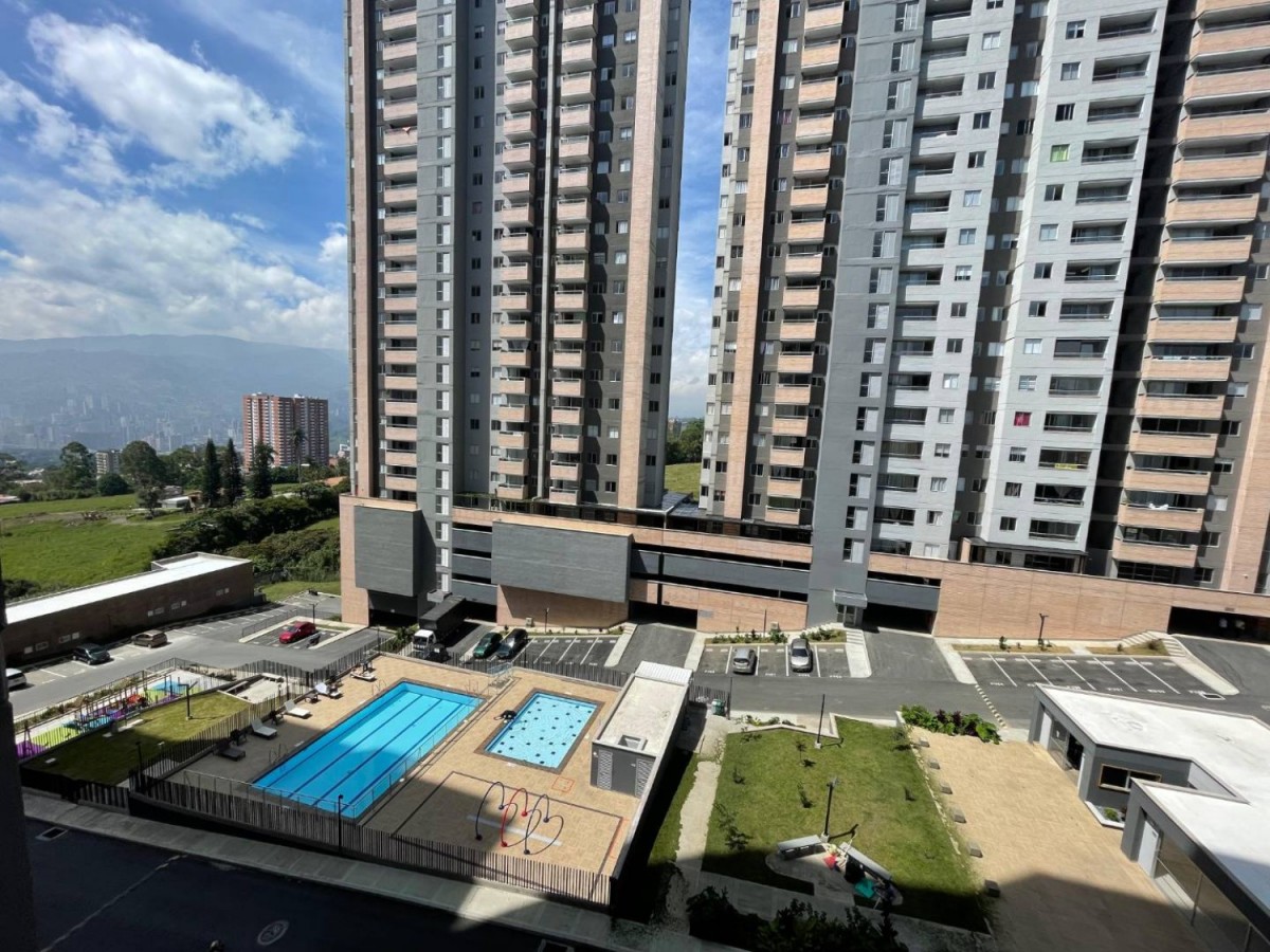 Apartamento en venta en La Ferreria, La Estrella · foto 18 de 18