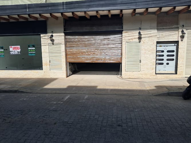 Local en arriendo en La Ceja, 189 m² · foto 2 de 12