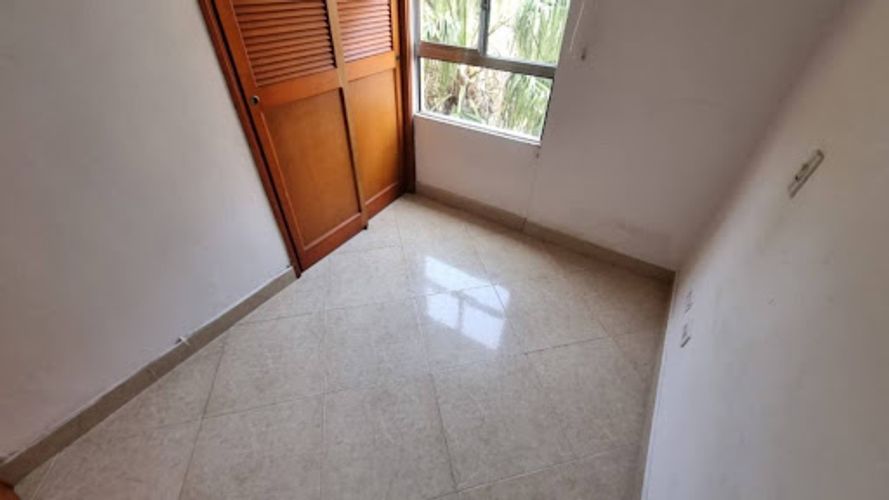 Apartamento de 3 alcobas en arriendo en Loma Del Indio, Medellín, 65 m² · foto 10 de 19