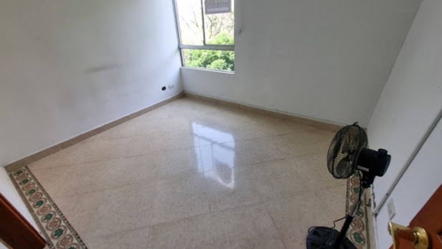 Apartamento de 3 alcobas en arriendo en Loma Del Indio, Medellín, 65 m² · foto 13 de 19