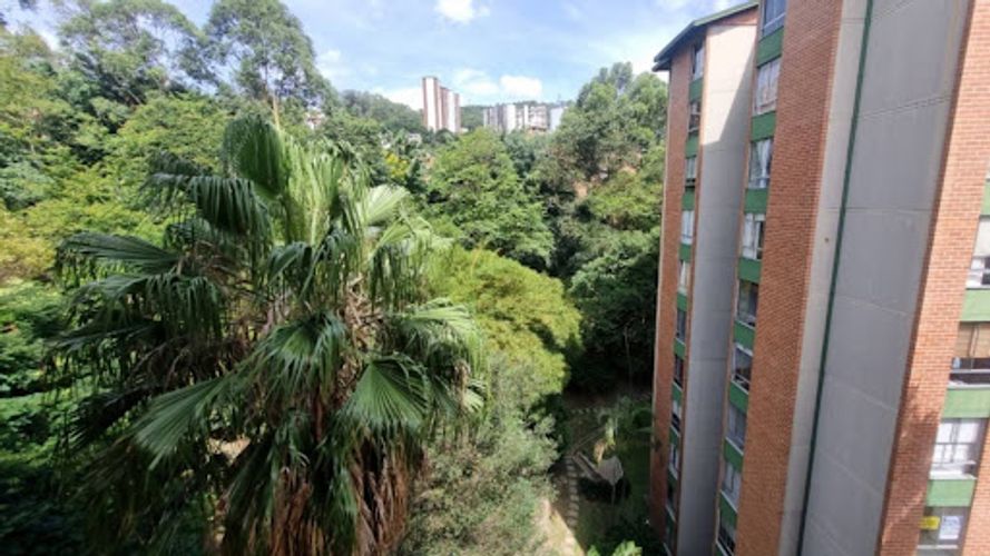 Apartamento de 3 alcobas en arriendo en Loma Del Indio, Medellín, 65 m² · foto 18 de 19