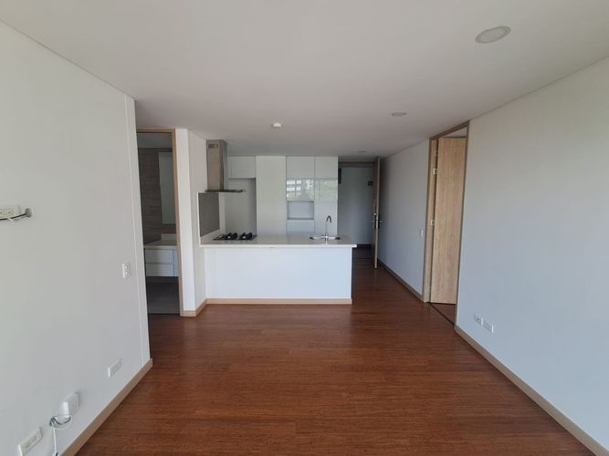Apartamento de 2 alcobas en arriendo en El Diamante No. 2, Medellín, 72 m² · foto 4 de 15