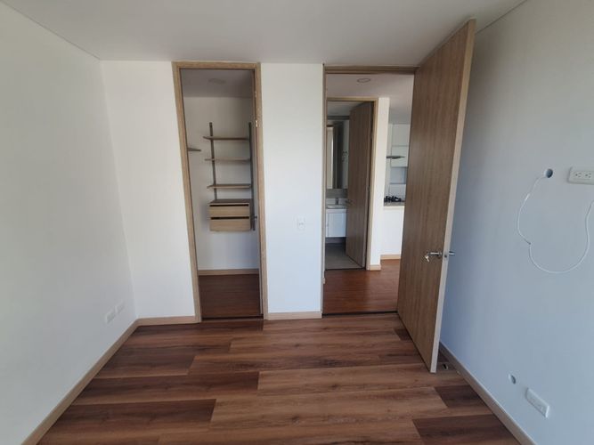 Apartamento de 2 alcobas en arriendo en El Diamante No. 2, Medellín, 72 m² · foto 8 de 15