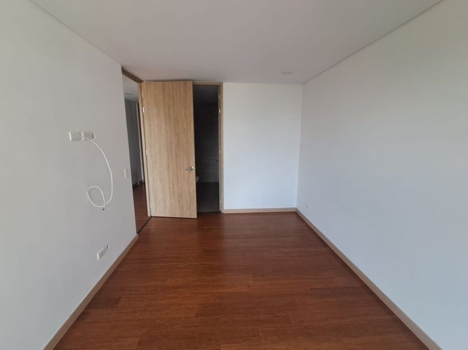 Apartamento de 2 alcobas en arriendo en El Diamante No. 2, Medellín, 72 m² · foto 10 de 15