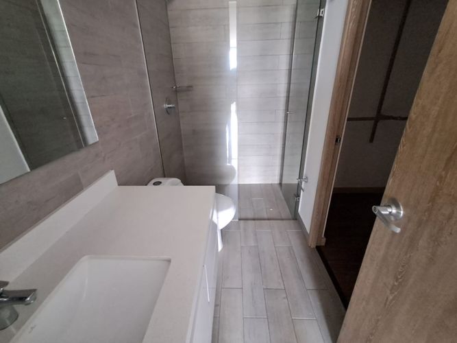 Apartamento de 2 alcobas en arriendo en El Diamante No. 2, Medellín, 72 m² · foto 11 de 15