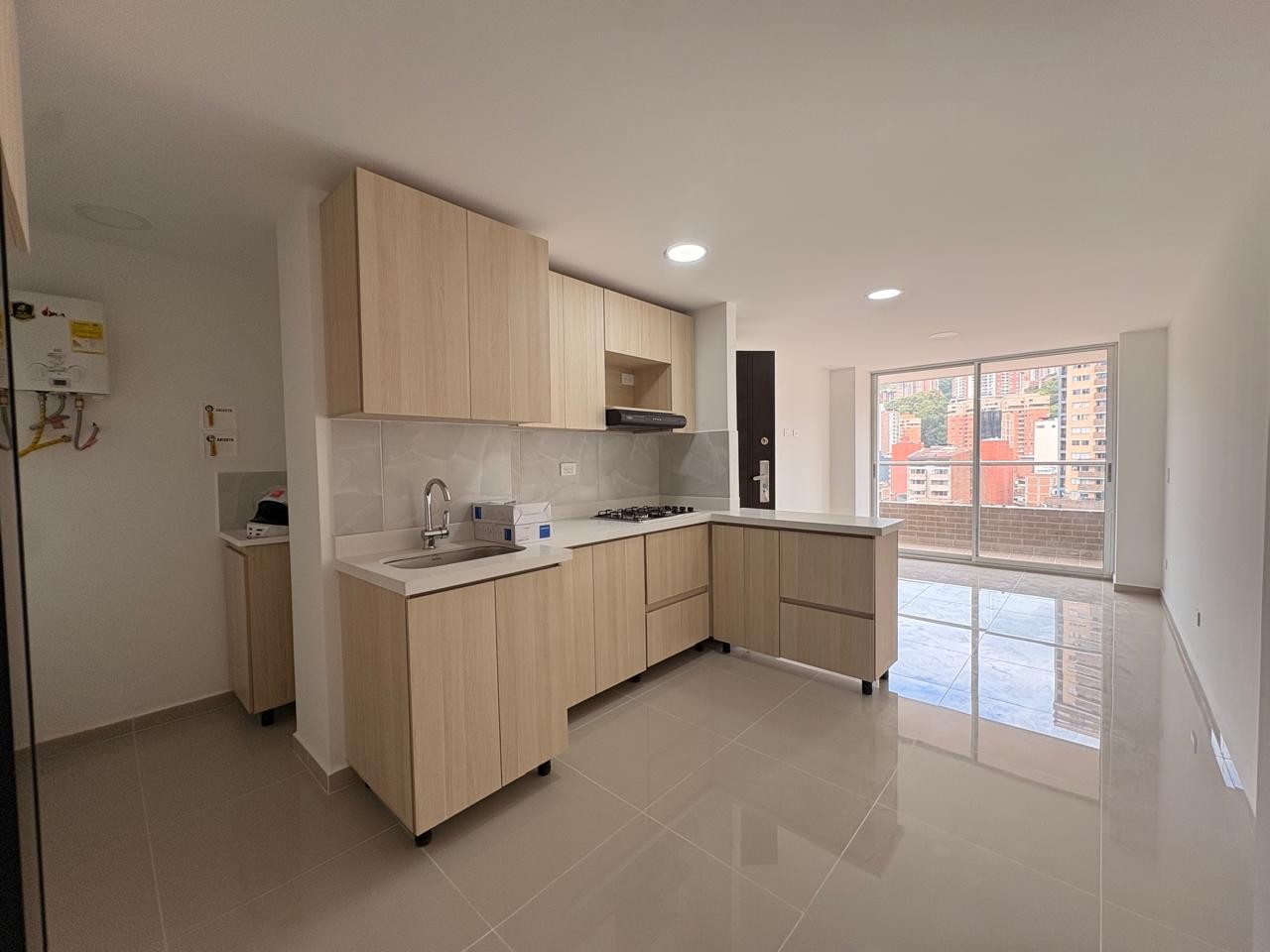 Apartamento en arriendo en Entreamigos, Sabaneta · foto 2 de 13