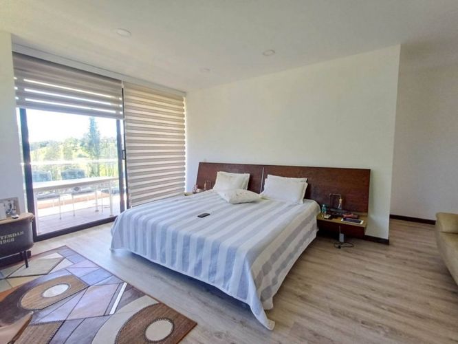 Casa de 4 alcobas en venta en El Carmen de Viboral, 404 m² · foto 18 de 24