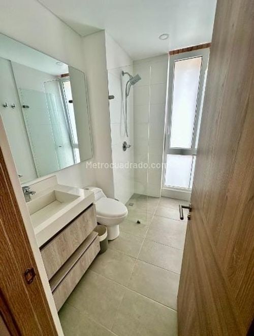 Apartamento de 1 alcoba en venta en Santa Barbara, Bogotá, 60 m² · foto 7 de 8