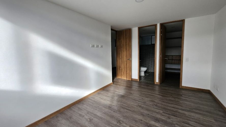 Apartamento de 3 alcobas en venta en Mayorca, Sabaneta, 89 m² · foto 10 de 14