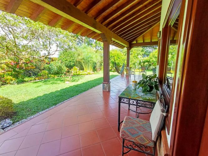 Casa de 4 alcobas en venta en Llano Grande, Rionegro, 200 m² · foto 4 de 24