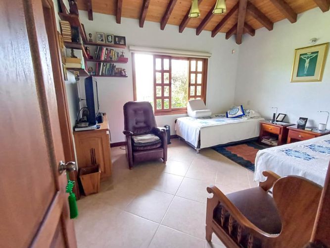 Casa de 4 alcobas en venta en Llano Grande, Rionegro, 200 m² · foto 14 de 24