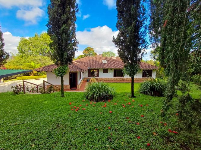 Casa de 4 alcobas en venta en Llano Grande, Rionegro, 200 m² · foto 23 de 24
