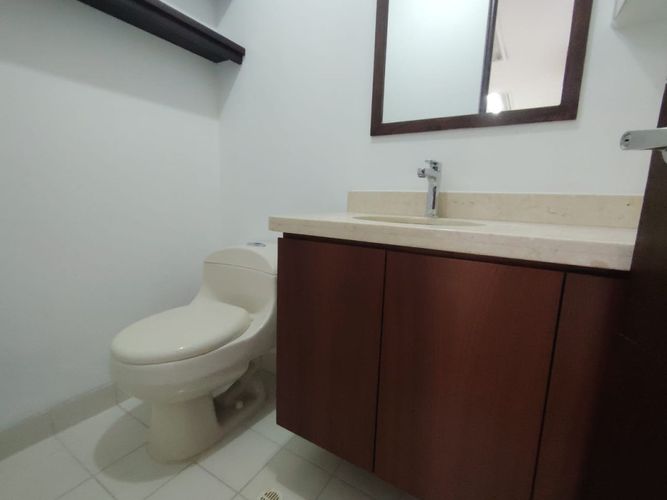 Oficina en arriendo en El Poblado, Medellín, 73 m² · foto 5 de 5