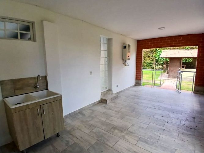 Finca en arriendo en Guayabito, Rionegro, 400 m² · foto 18 de 24