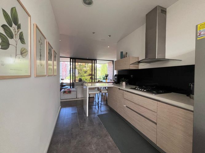 Apartamento de 2 alcobas en arriendo en El Diamante No. 2, Medellín, 135 m² · foto 4 de 15