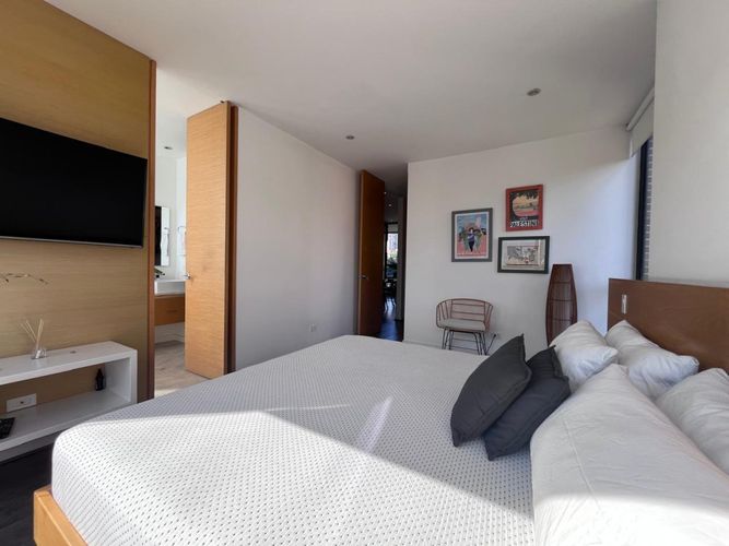 Apartamento de 2 alcobas en arriendo en El Diamante No. 2, Medellín, 135 m² · foto 6 de 15