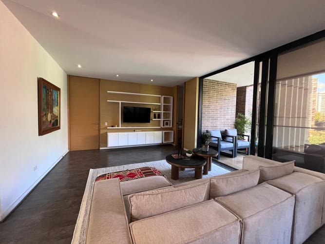 Apartamento de 2 alcobas en arriendo en El Diamante No. 2, Medellín, 135 m² · foto 9 de 15