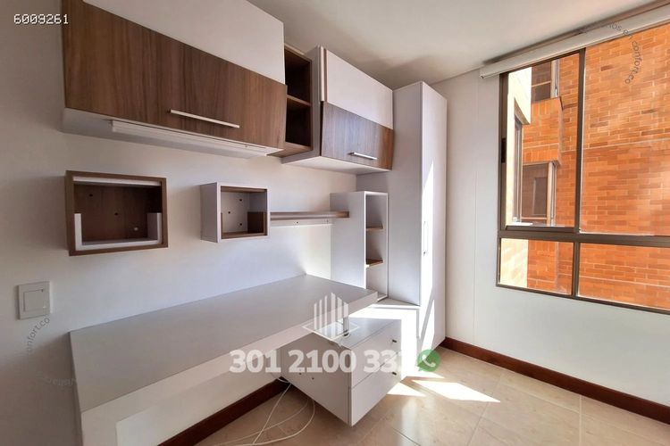Apartamento de 3 alcobas en arriendo en Los Balsos, Medellín, 105 m² · foto 11 de 24