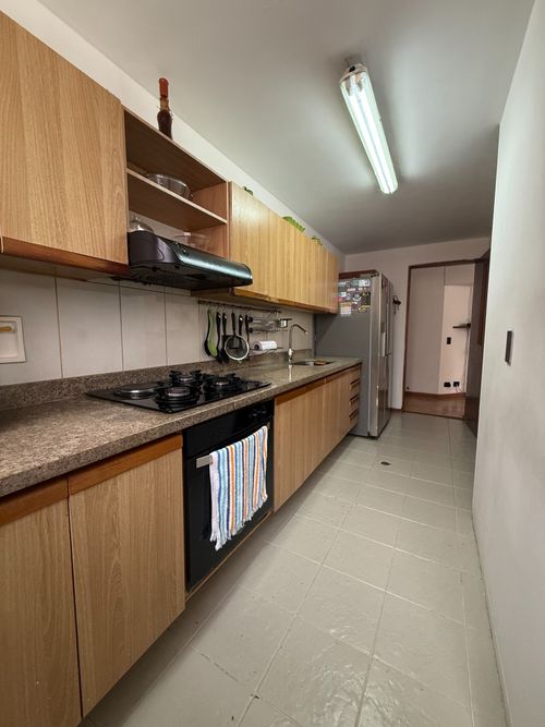 Apartamento en venta en Loma De Los Bernal, Medellín · foto 10 de 24