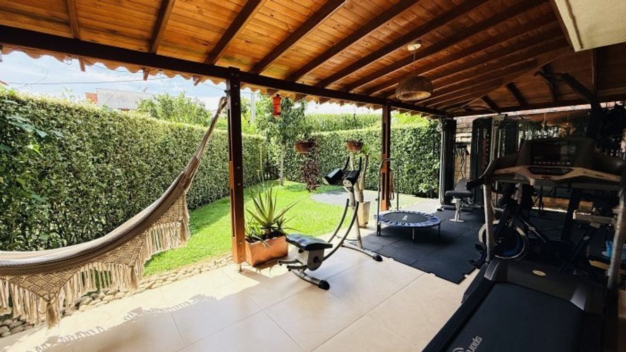 Casa de 4 alcobas en venta en La Morada, Jamundí, 230 m² · foto 2 de 21