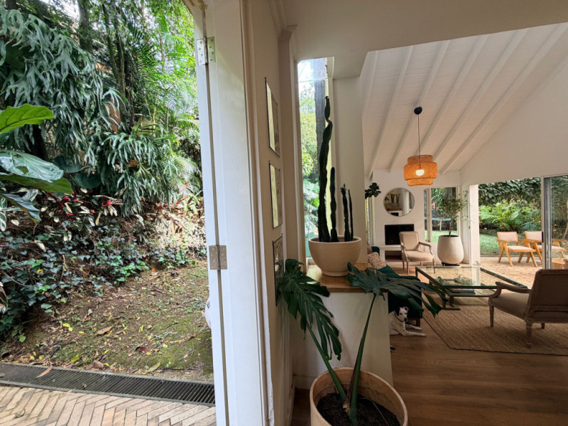 Casa en arriendo en El Poblado, Medellín · foto 17 de 24