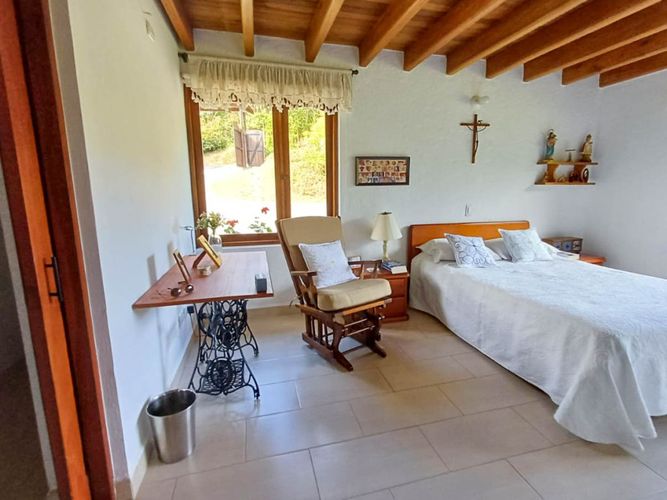 Casa de 3 alcobas en venta en La Macarena, Rionegro, 225 m² · foto 23 de 24