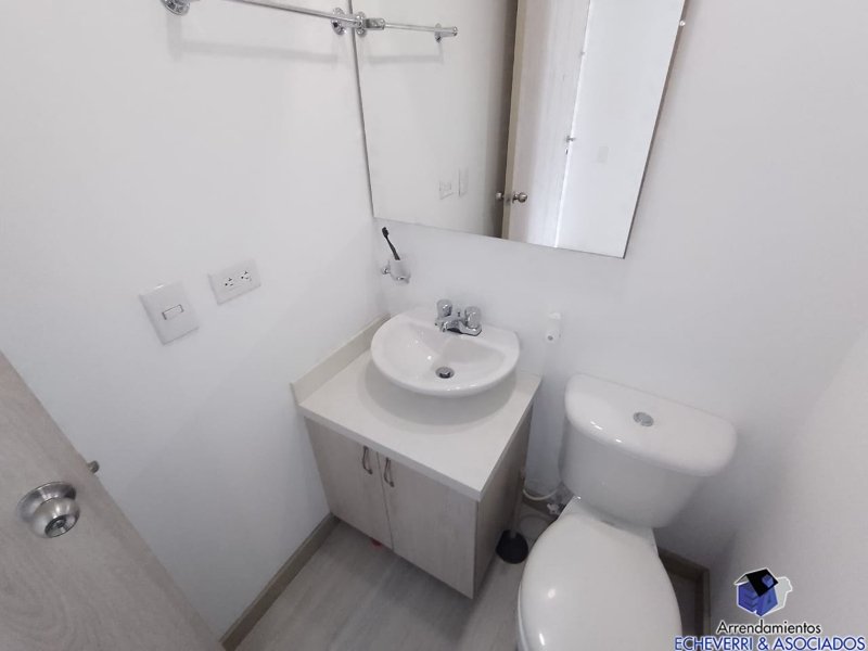 Apartamento en venta en Zona Centro, Envigado · foto 4 de 13