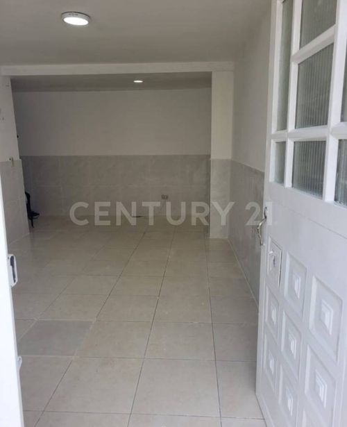 Casa de 12 alcobas en venta en Linconl, Soacha, 296 m² · foto 5 de 12