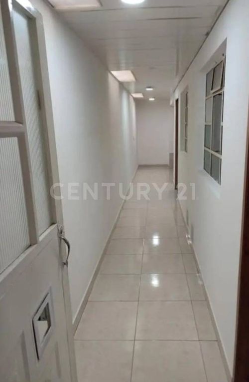 Casa de 12 alcobas en venta en Linconl, Soacha, 296 m² · foto 9 de 12