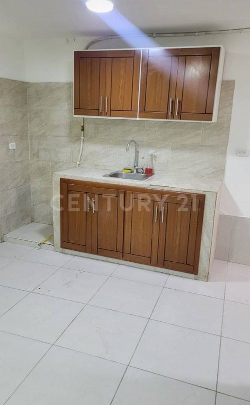Casa de 12 alcobas en venta en Linconl, Soacha, 296 m² · foto 11 de 12