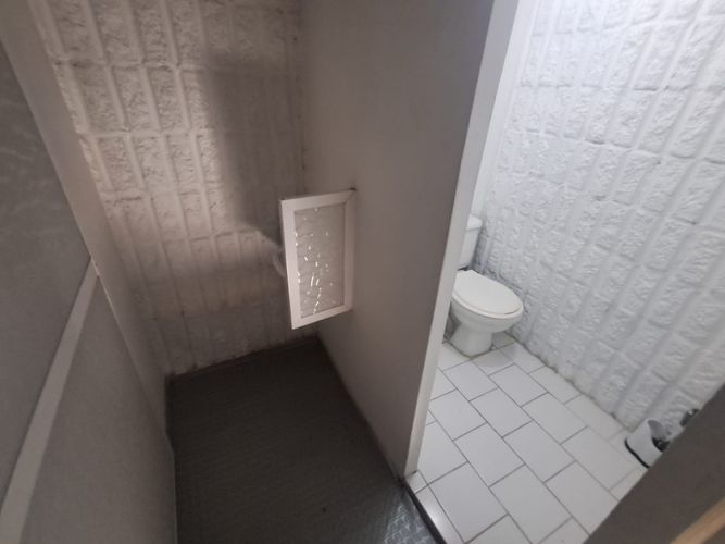 Local en arriendo en Conquistadores, Medellín, 16 m² · foto 6 de 10