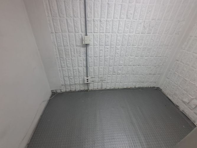 Local en arriendo en Conquistadores, Medellín, 16 m² · foto 8 de 10