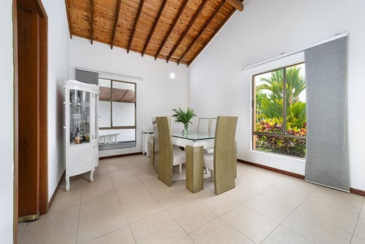 Casa de 5 alcobas en venta en La Morada, Jamundí · foto 10 de 22