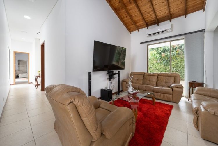 Casa de 5 alcobas en venta en La Morada, Jamundí · foto 14 de 22