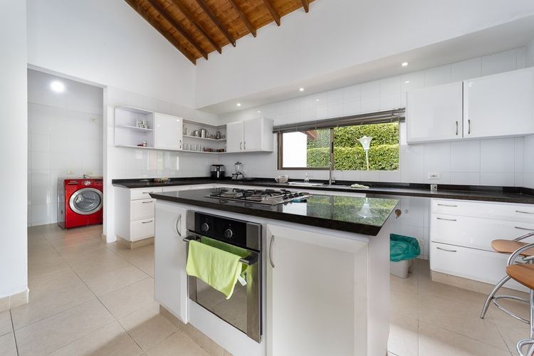 Casa de 5 alcobas en venta en La Morada, Jamundí · foto 12 de 22