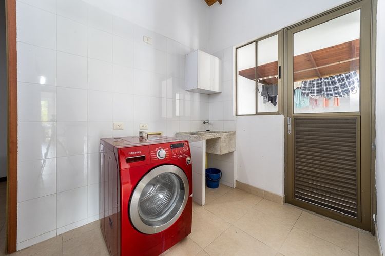 Casa de 5 alcobas en venta en La Morada, Jamundí · foto 16 de 22
