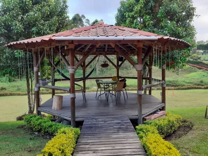 Finca en arriendo en Sajonia, Rionegro, 220 m² · foto 6 de 17