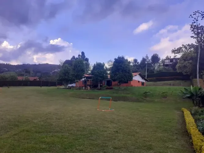 Finca en arriendo en Sajonia, Rionegro, 220 m² · foto 15 de 17