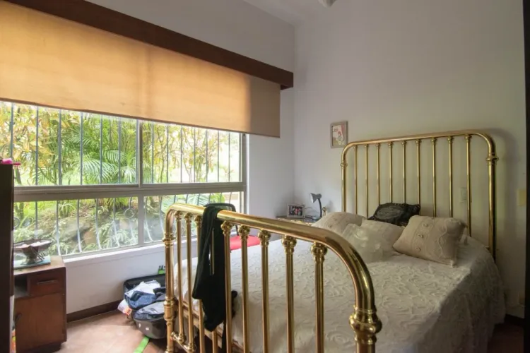 Casa de 5 alcobas en venta en San Lucas, Medellín, 350 m² · foto 11 de 22
