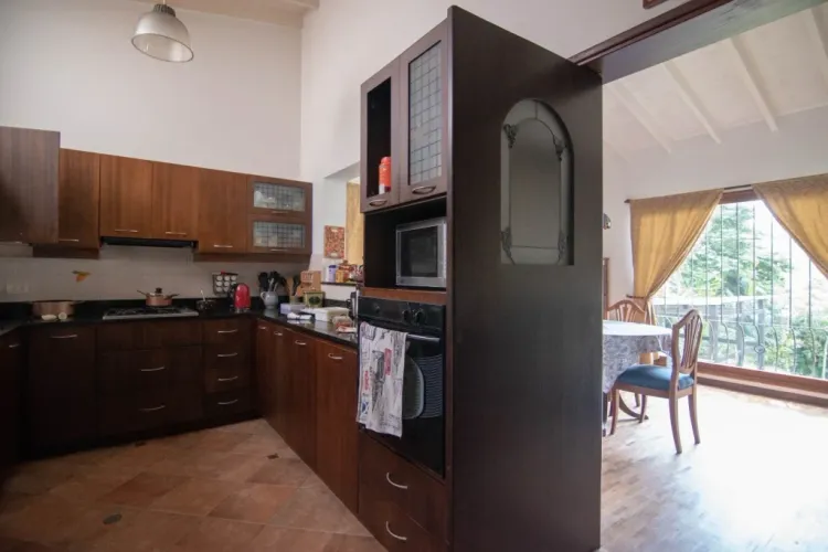 Casa de 5 alcobas en venta en San Lucas, Medellín, 350 m² · foto 14 de 22