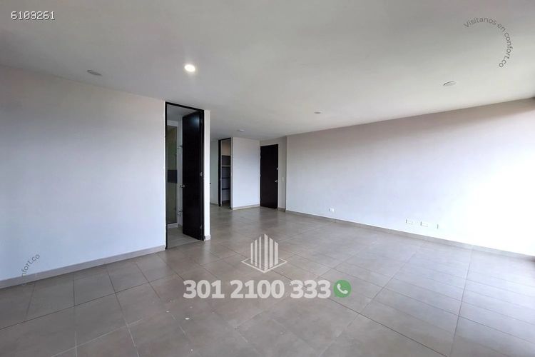 Apartamento de 2 alcobas en arriendo en Los Balsos, Medellín, 70 m² · foto 2 de 24