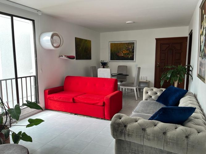 Apartamento de 3 alcobas en venta en El Ingenio, Cali, 69 m² · foto 2 de 24
