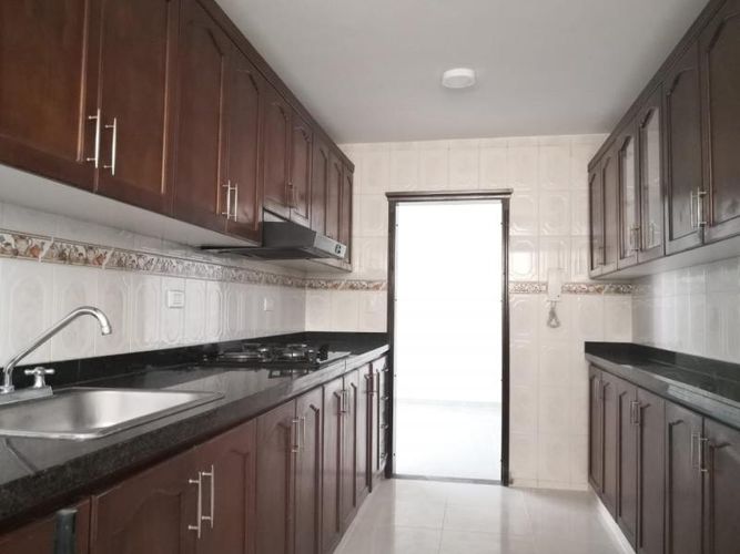 Apartamento de 3 alcobas en venta en El Ingenio, Cali, 69 m² · foto 3 de 24