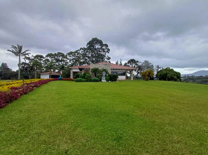Lote en venta en Vilachuaga, Rionegro, 450 m² · foto 8 de 20