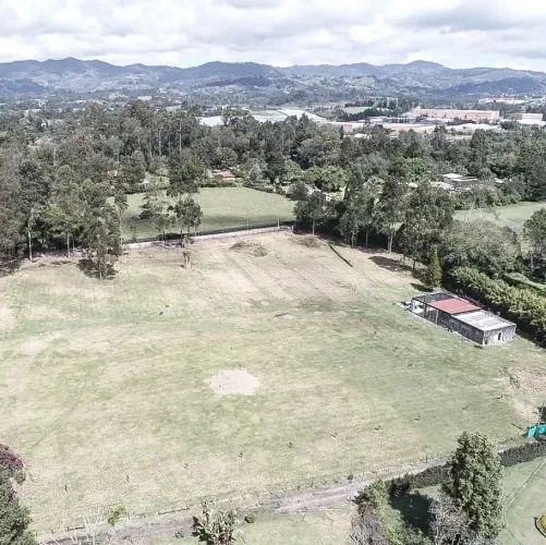 Lote en venta en Centro, Rionegro, 186 m² · foto 3 de 7