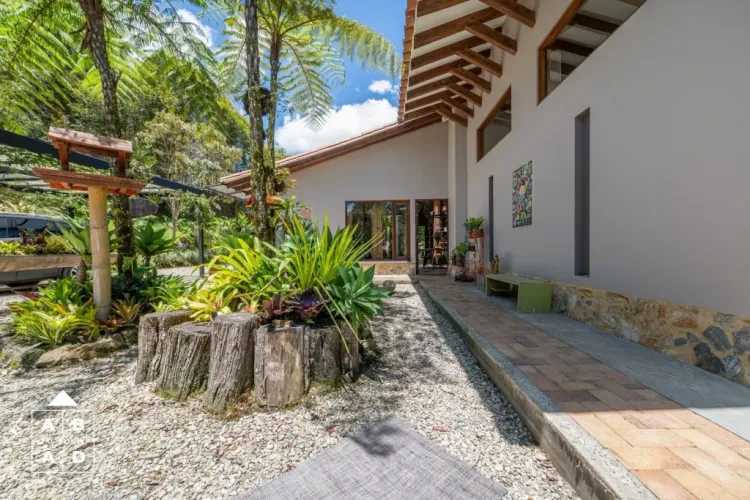 Casa de 4 alcobas en venta en El Carmen De Viboral, El Carmen de Viboral, 457 m² · foto 4 de 12