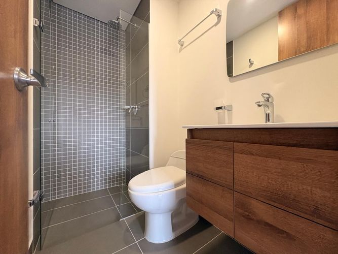 Apartamento de 2 alcobas en venta en Camino Verde, Envigado, 62 m² · foto 13 de 13