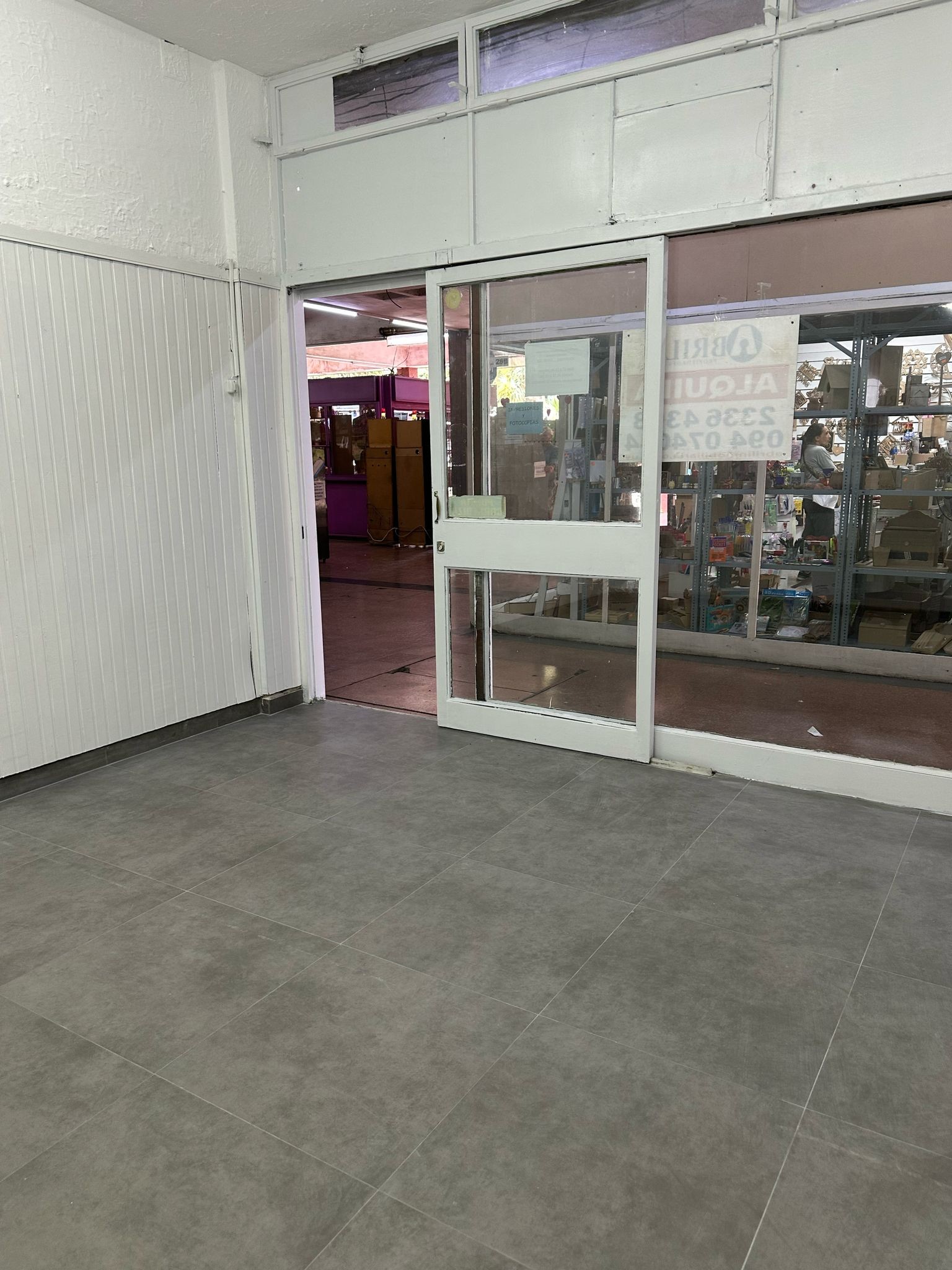 Alquiler Local Comercial En Parque Posadas · Foto 9