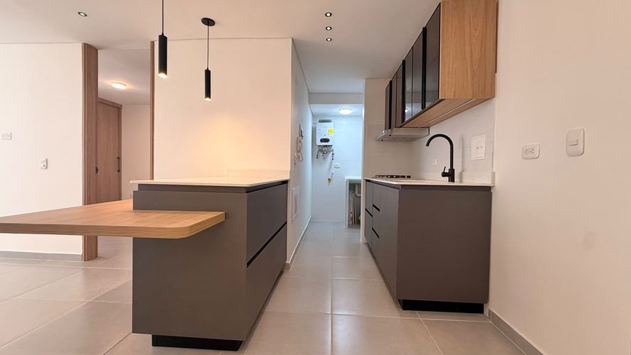 Apartamento de 3 alcobas en venta en La Campiña, Girón, 53 m² · foto 4 de 24