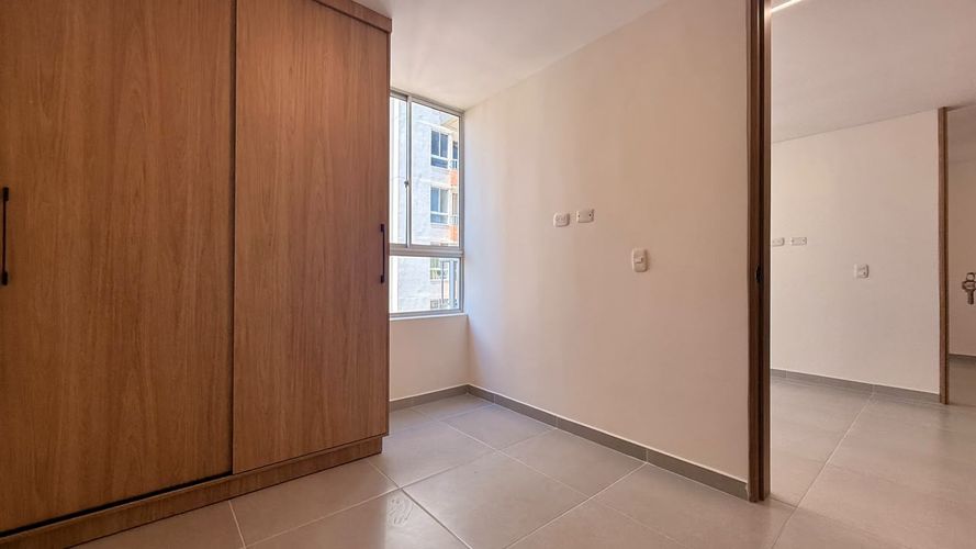 Apartamento de 3 alcobas en venta en La Campiña, Girón, 53 m² · foto 15 de 24